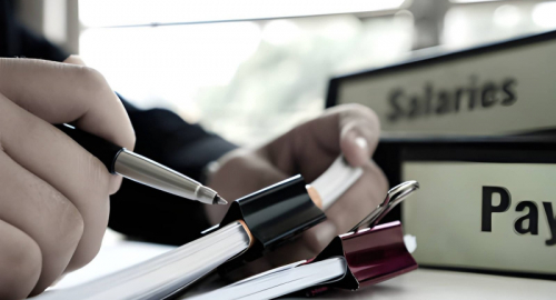 Lavoro, salari reali del privato pi� bassi del 6,6% rispetto al 1990